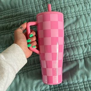 BrüMate pink checkered 40oz Era 💕